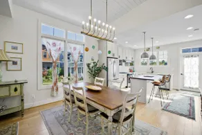 Sparkling & Joyful Charlottesville Cottage - Image 3