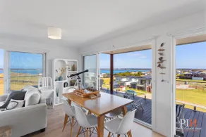 Hillside Ocean View San Remo - Image 4