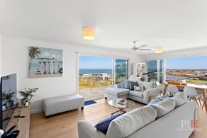 Hillside Ocean View San Remo - Image 2