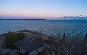 Waterfront Privacy with Hot Tub - Image 3