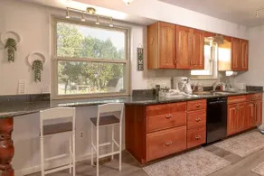 Ann Arbor's Nostalgic Home - Image 4