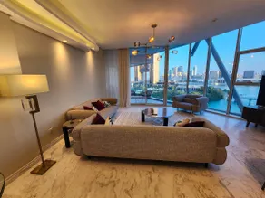 Iconic Bahrain Bay Penthouse Full Sea & Four Seasons View - Image 5