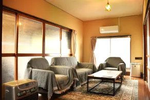 [Maximum 9 people] Matsumoto Castle Nearby Large Old House for Rent 3 Bedrooms (National Treasure Matsumoto Castle 1-minute walk) - Image 3