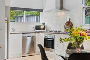 1 bdm Studio near Sovereign Hill & CBD - Image 3