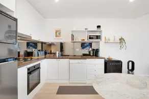 Hazel U2 Beachfront with balcony and 2 bedrooms - Image 5