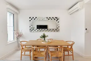 Hazel U2 Beachfront with balcony and 2 bedrooms - Image 3
