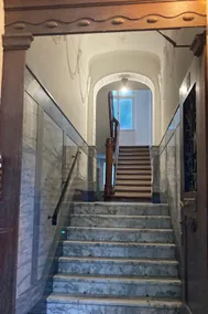 Cozy Historic Apartment, Sauna - Image 2
