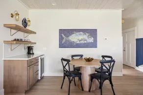 #2 Entire Cottage - Blue - Image 5
