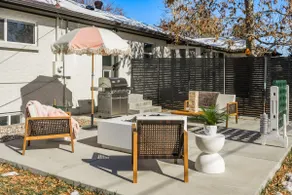 Rosé Getaway | Firepit | BBQ | King Bed |Game Room - Image 5