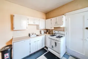 ①min>Coolidge | King Bed|Full Kitchen|Laundry - Image 3