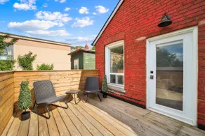 Cozy Top-Floor Apt w/Balcony & High-Speed WiFi - Image 5