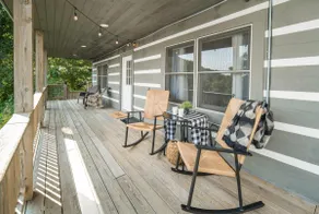 Cloud Nine Cabin - Image 2