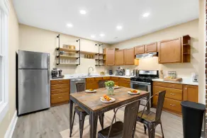 Downtown W. Jefferson Gem Unit 1 - Image 3