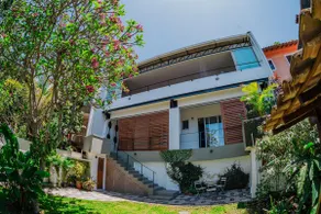 Vila Oriba design, pool, sea view, Vidigal Rio - Image 2