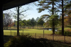 18th Hole Escape: Large Home - Image 2