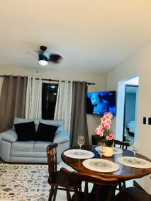 Condo apartment: 7 people - Image 3