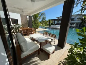 Residence in Monterrico - Image 2