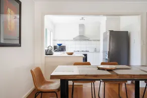 Seaford Escape - Simple Comforts, Perfect Location - Image 2