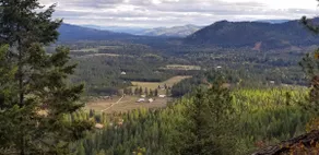 Priest River Log Cabin Ranch - Image 2