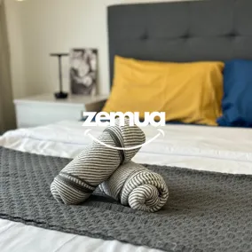 Modern Studio Exec Lv26 | 1U & IKEA | Free Service - Image 4