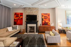 Mini-mansion Bronzeville! - Image 2