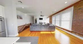 Stunning 3 Bed 2 Bath Apartment - Image 2