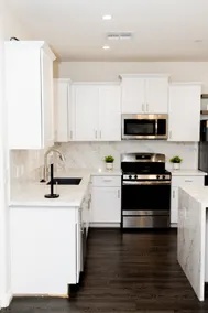 Spacious 4BR Roseville Home. Family & Long stays - Image 3
