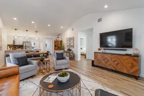 Park Place, Bastrop beauty - Image 3