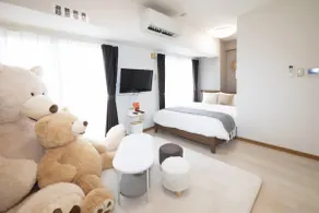 A 4-minute walk from Biei Station! The top floor is full of cuteness! Accommodation where you can stay with bears! - Image 3