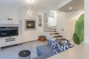 6 km from Como, Jacuzzi, Private parking! - Image 2