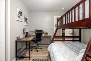 Cozy midtown 3 bed home - Image 5