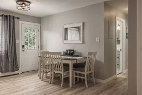 Cozy midtown 3 bed home - Image 4