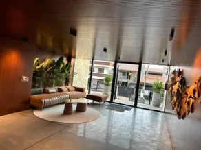 Luxury apartment 1 block from the sea - Image 3