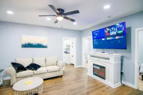 Fully Furnished 1st Floor Retreat - Image 5