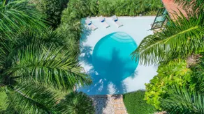 Lion Quay House Fine Art & Luxury in the Caribbean - Image 4
