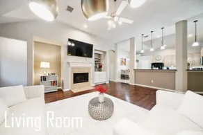Amazing HOUSE 4Bd in Spring - Image 2