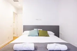 Plaza Sevillano, Family Apartment 2 - Image 5