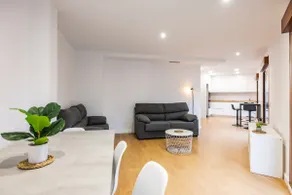 Plaza Sevillano, Family Apartment 2 - Image 2