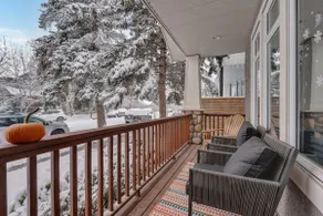 2 br Suite in heart of Inglewood - Image 3