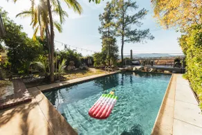 Luxury Villa w/ Pool, Mountain Views near NASA - Image 2
