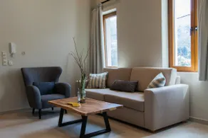 Koumaro Residence - Image 4