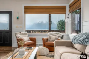 Spruce House with Ocean View and Stunning Kitchen - Image 4
