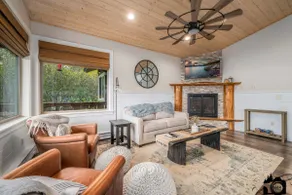 Spruce House with Ocean View and Stunning Kitchen - Image 2