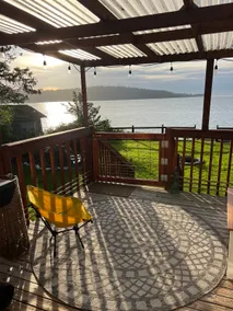 Beachfront House w/ Hot Tub - Image 5