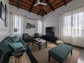 Luxury 4-BR B&B in Draksharamam - Image 2