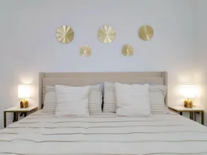 Molivu Homes 3BR Newly Remodel KingBed Yard Gym - Image 3