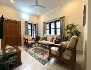 Colonial charm near historic Fort Kochi - Image 3