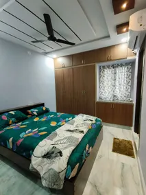 Servostay Furnished 1BHK with Parking & Pick Drop - Image 3