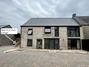 2 Cruck Cottage, Cowbridge - Image 3