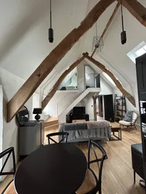 2 Cruck Cottage, Cowbridge - Image 4
